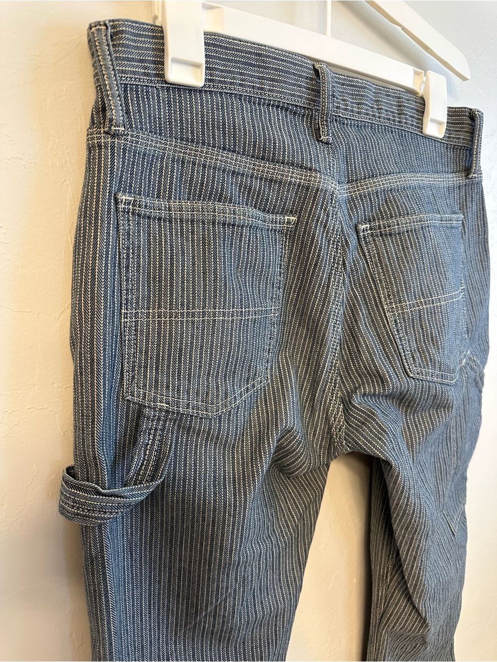GAP Men's Gray Pinstripe Corduroy Jeans